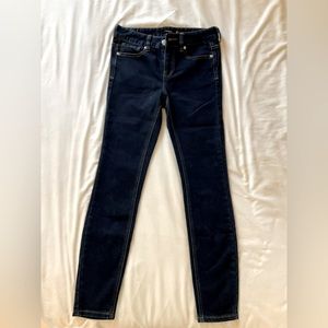 Skinny jeans
